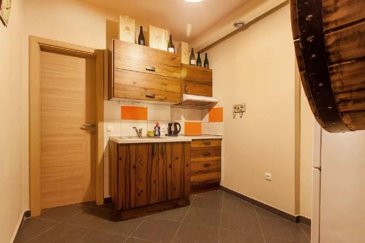 Beer & Wine Cellar Apartman Ljubljana Kültér fotó