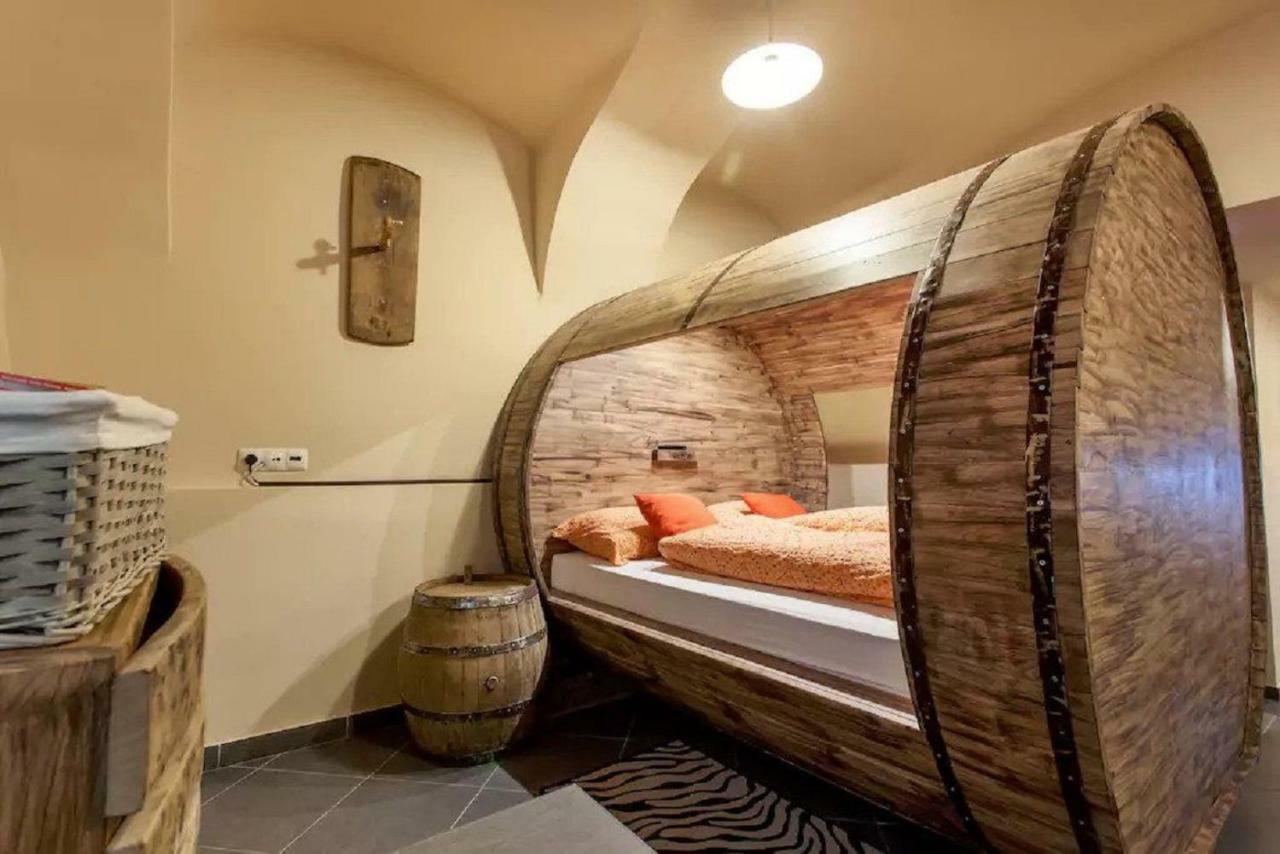 Beer & Wine Cellar Apartman Ljubljana Kültér fotó